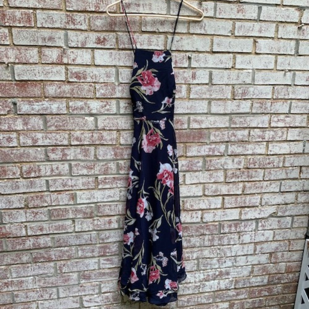 Floral Lulus spaghetti strap backless dress - NWT size small